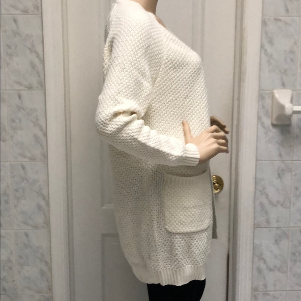 IVORY KNIT SWEATER CARDIGAN - Picture 7 of 8